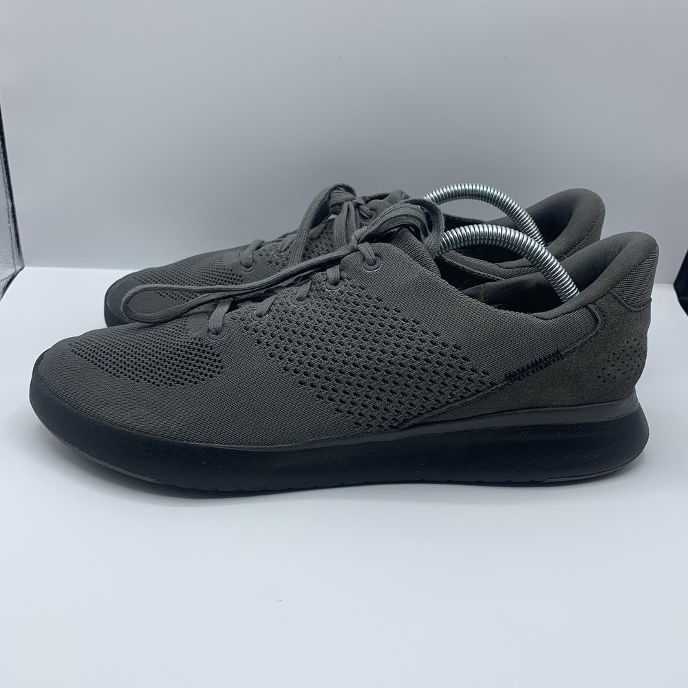 Kizik Lima Hands Free Men's Size 11.5 Women's 13 Sneakers Gray Black